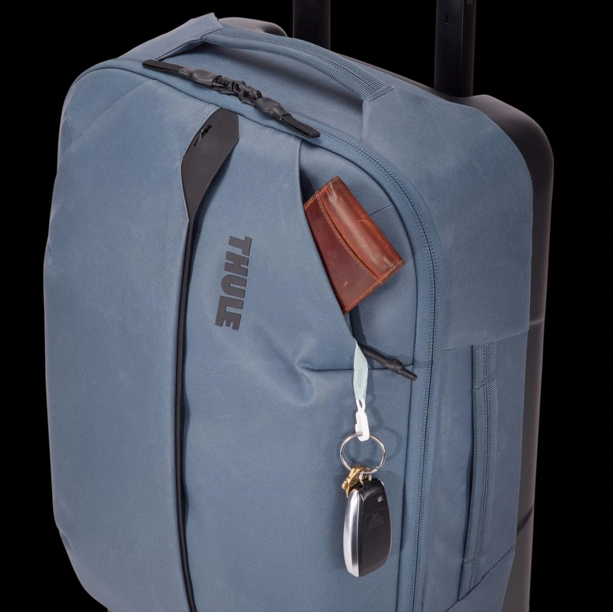Thule Aion Carry-On Spinner. Dark Slate