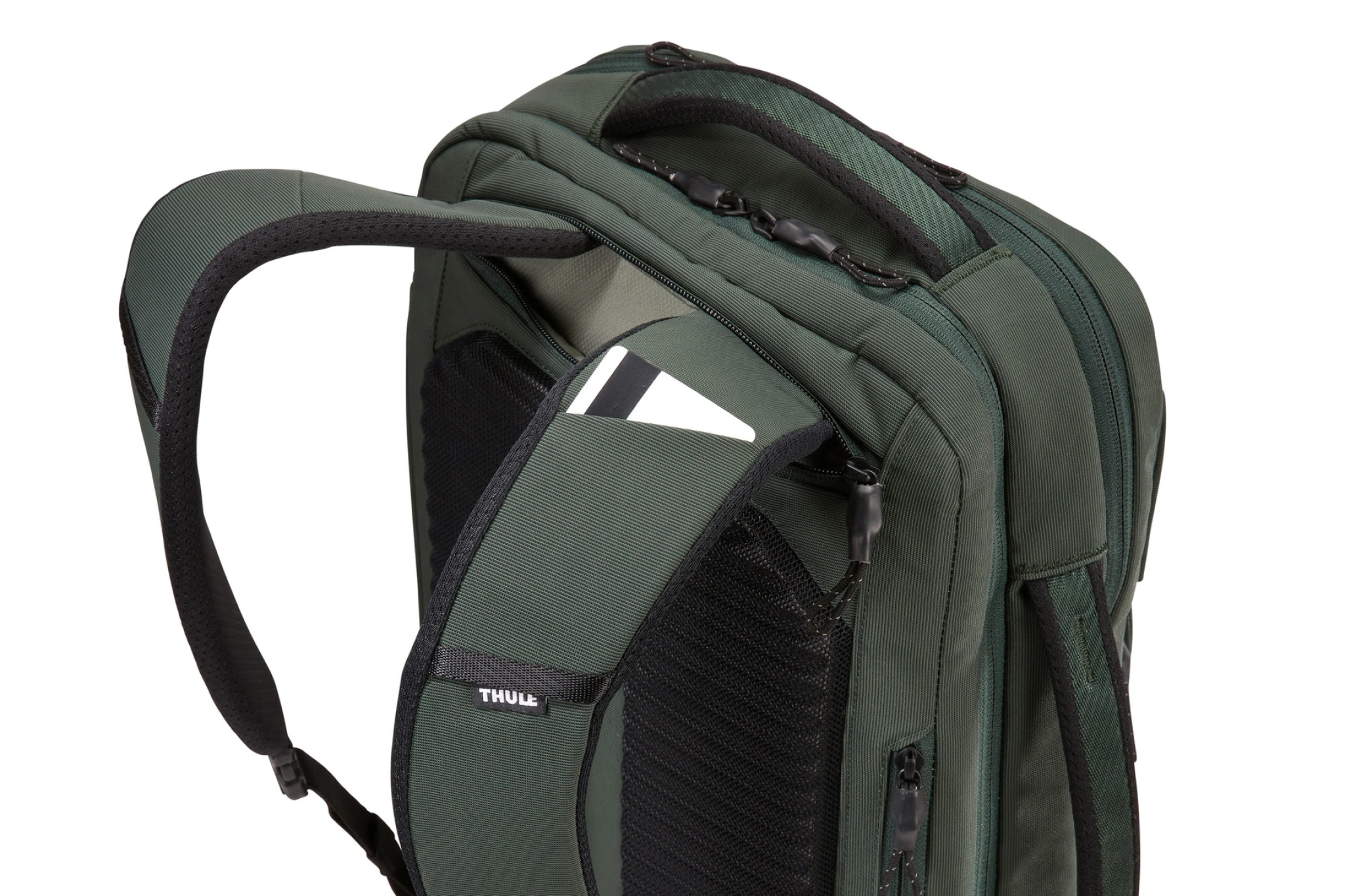 Thule Paramount Convertible Backpack 16L. Green