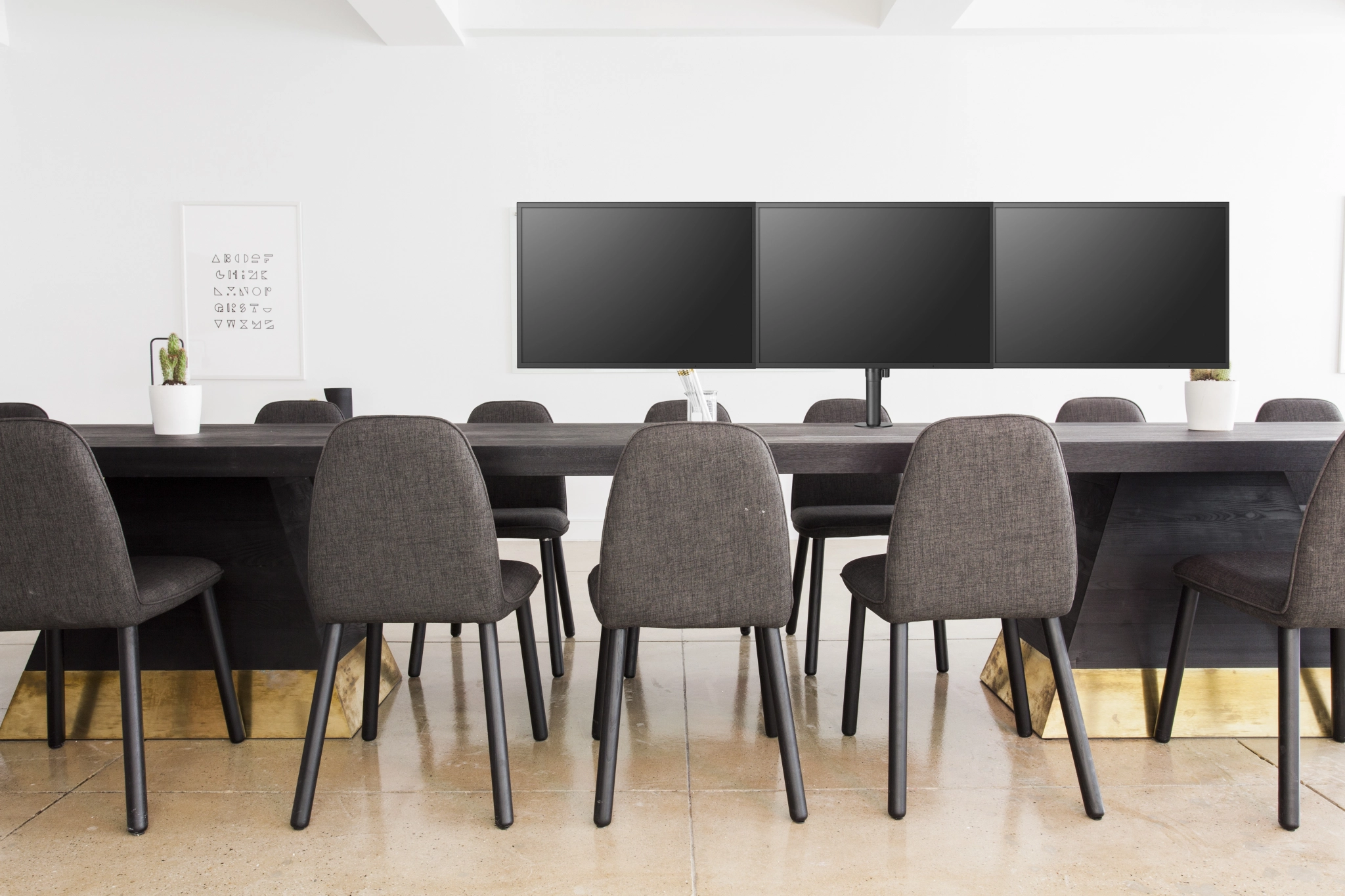 Sinox Office Tripple Monitor Desk Mount. Up to 27". Black