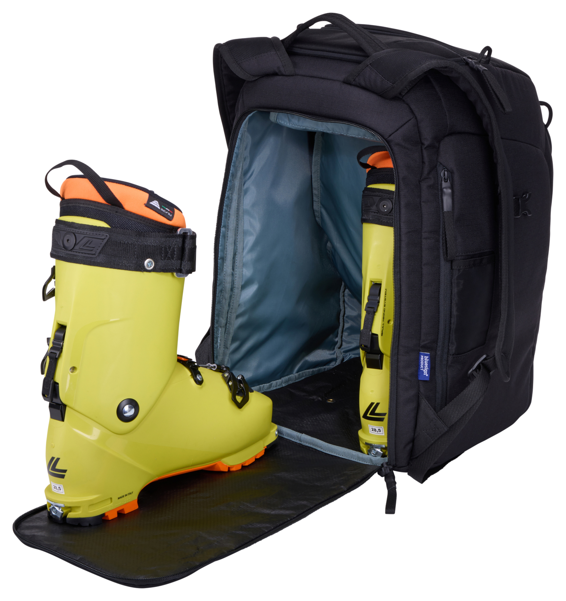 Thule Roundtrip ski boot backpack 45L. Black