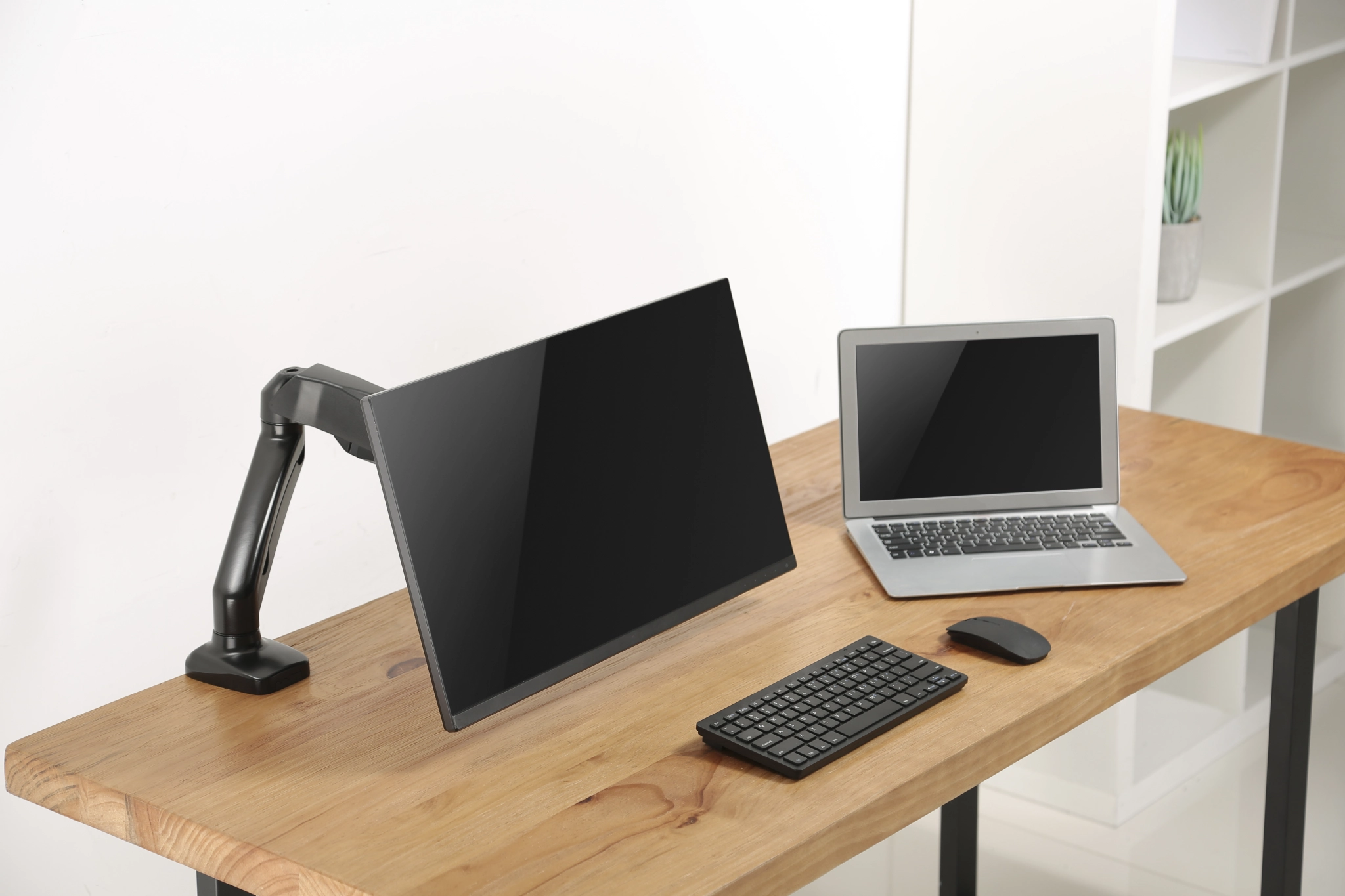 Sinox Office Single Monitor Desk Mount with Gas Spring. Up to 32". Black